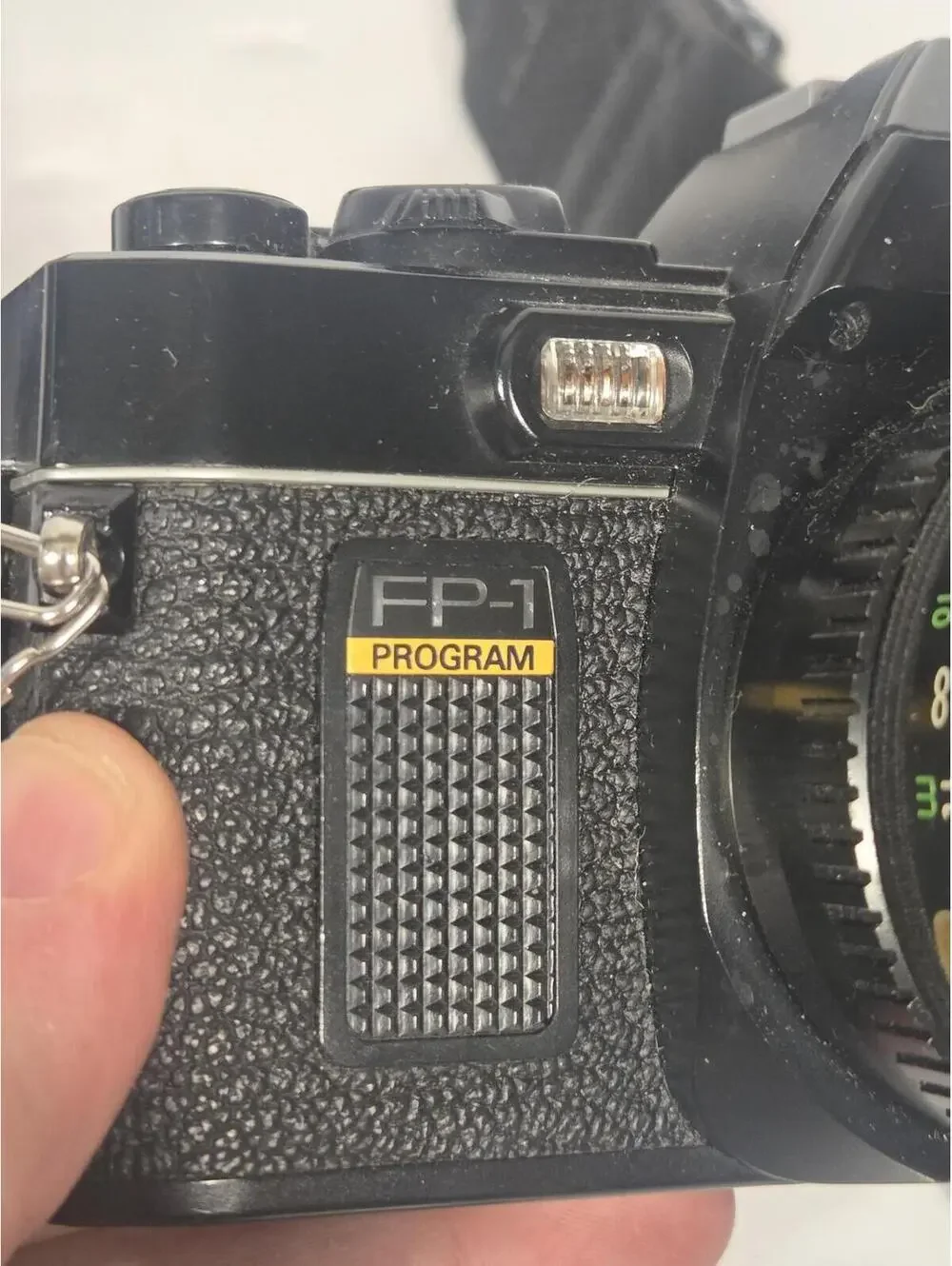 Vintage Konica FP-1 Program 35mm SLR Film Camera Black Tou Five Star Zoom Lens
